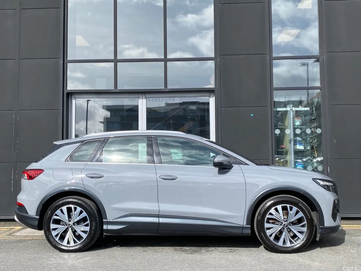 Audi Q4 e-tron Estate, Electric, 2023, Grey