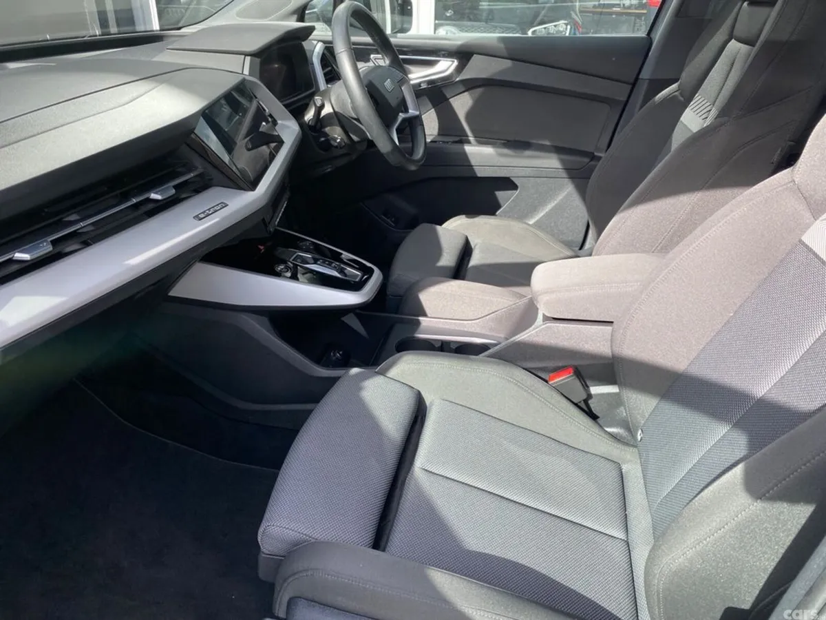 Audi Q4 e-tron Estate, Electric, 2023, Grey
