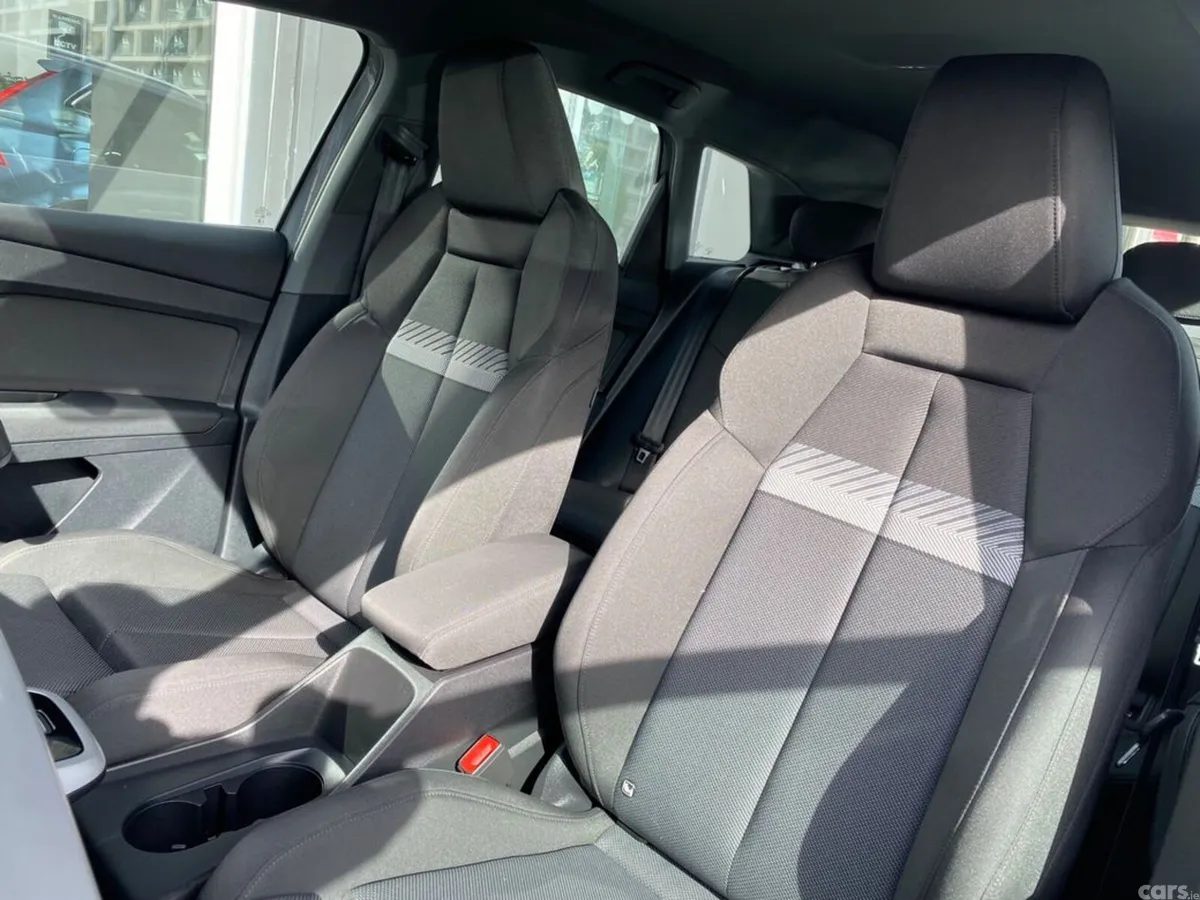 Audi Q4 e-tron Estate, Electric, 2023, Grey