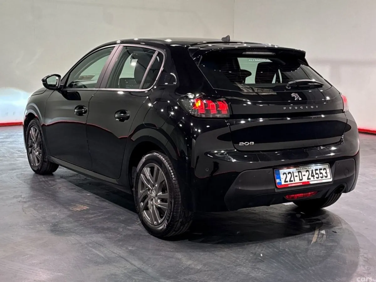 Peugeot 208 Hatchback, Petrol, 2022, Black