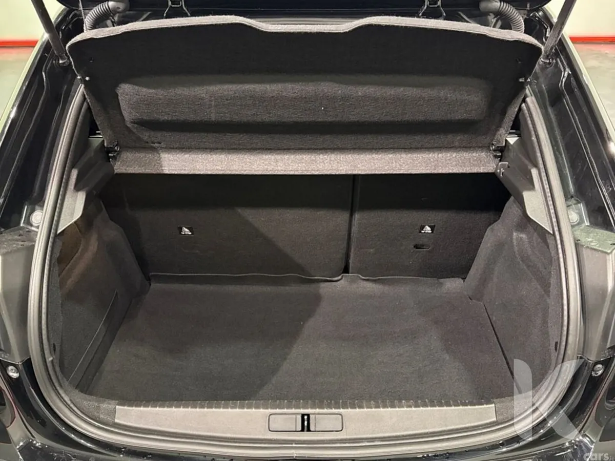 Peugeot 208 Hatchback, Petrol, 2022, Black