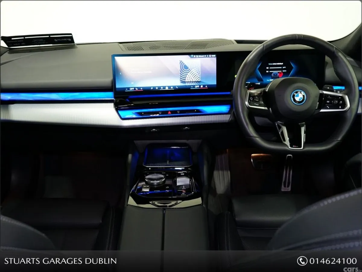 BMW 5-Series Estate, Petrol Plug-in Hybrid, 2025, Black