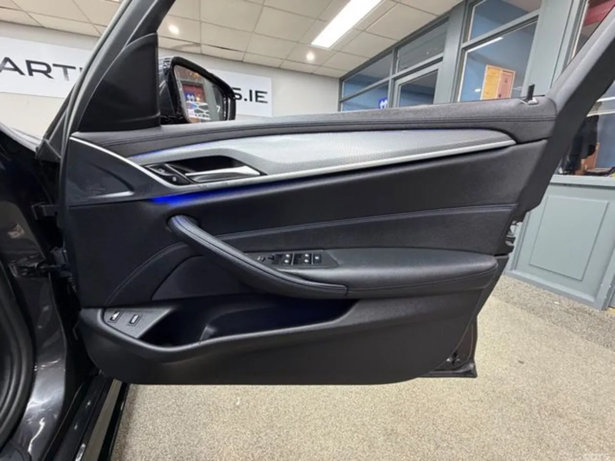 BMW 5-Series Saloon, Petrol Plug-in Hybrid, 2018, Grey