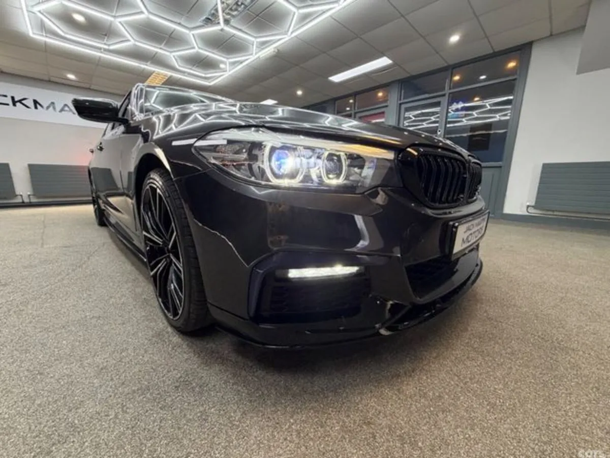 BMW 5-Series Saloon, Petrol Plug-in Hybrid, 2018, Grey