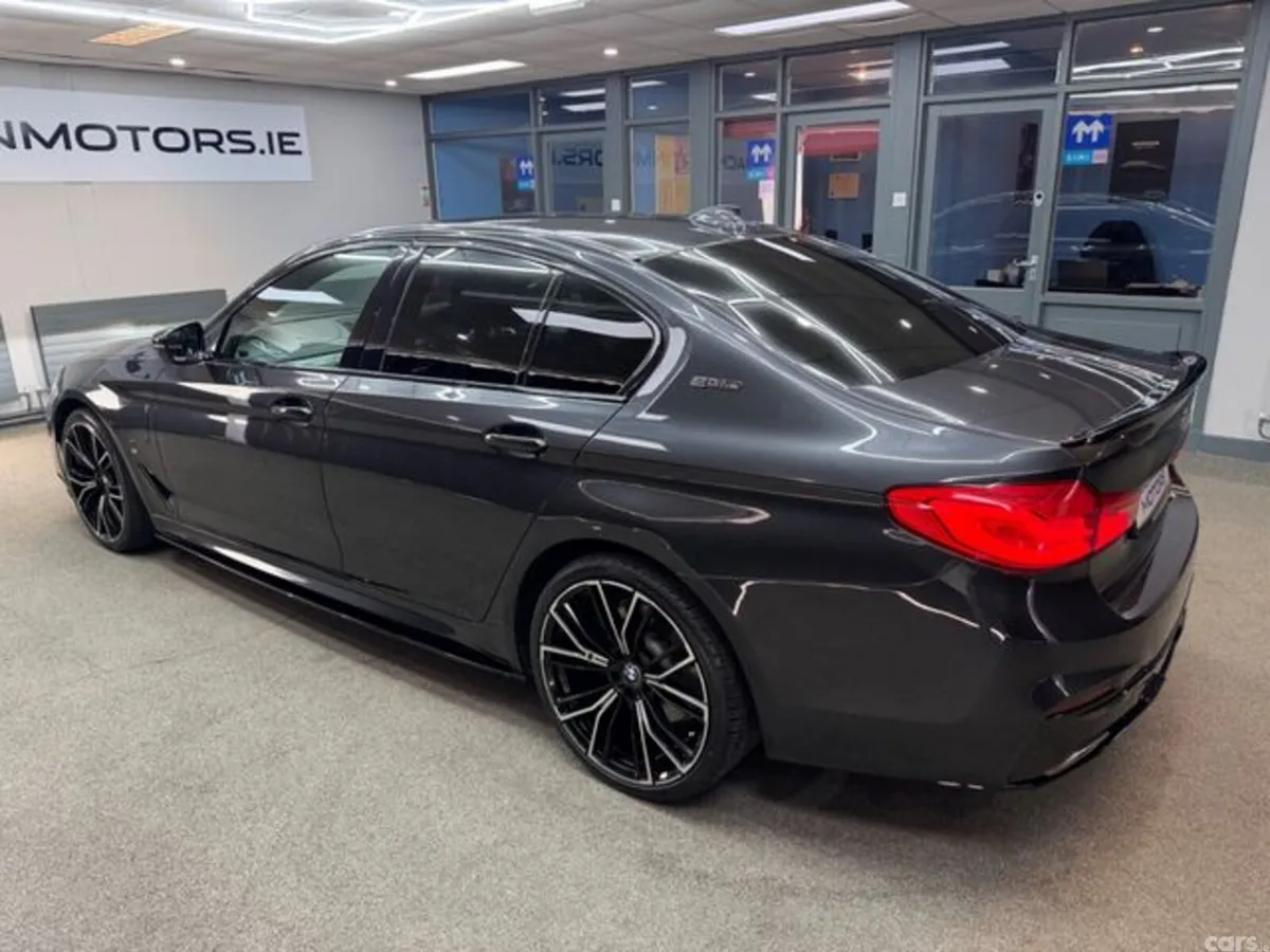 BMW 5-Series Saloon, Petrol Plug-in Hybrid, 2018, Grey