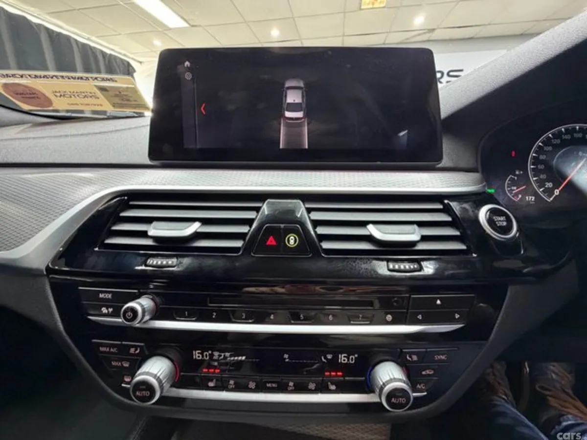 BMW 5-Series Saloon, Petrol Plug-in Hybrid, 2018, Grey