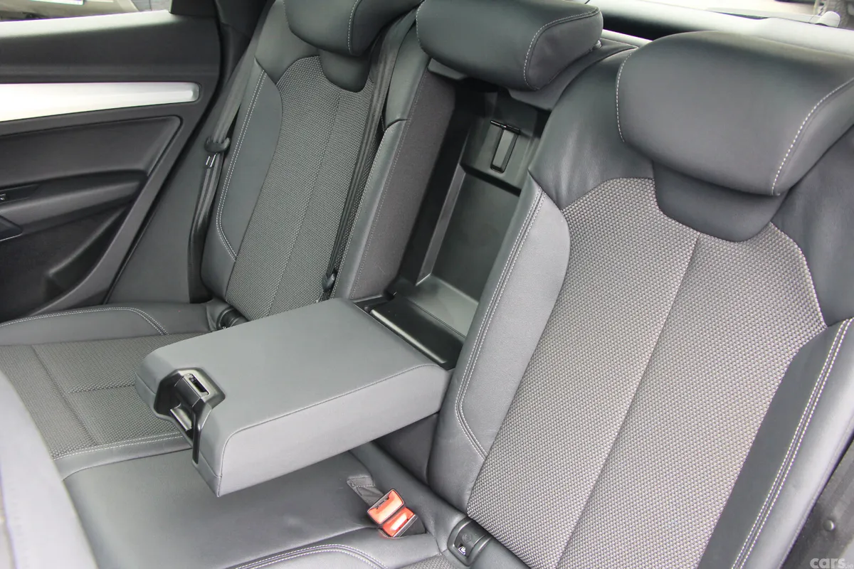 Audi Q5 SUV, Diesel, 2021, Blue