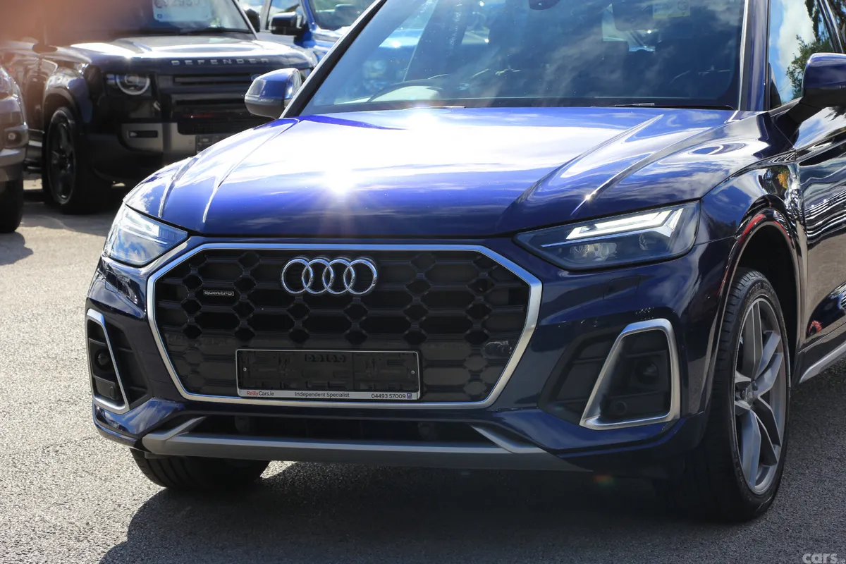 Audi Q5 SUV, Diesel, 2021, Blue