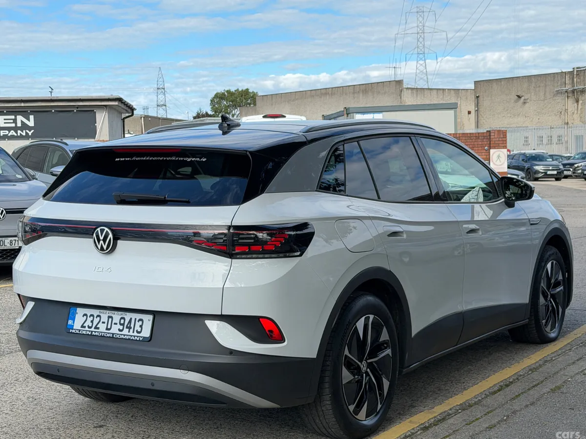 Volkswagen ID.4 Estate, Electric, 2023, White
