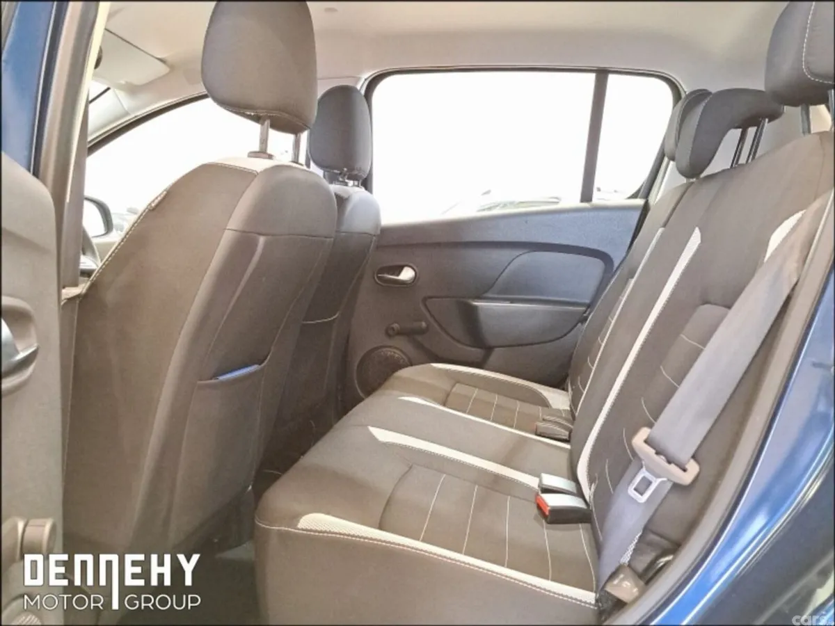 Dacia Sandero Stepway Hatchback, Diesel, 2018, Blue