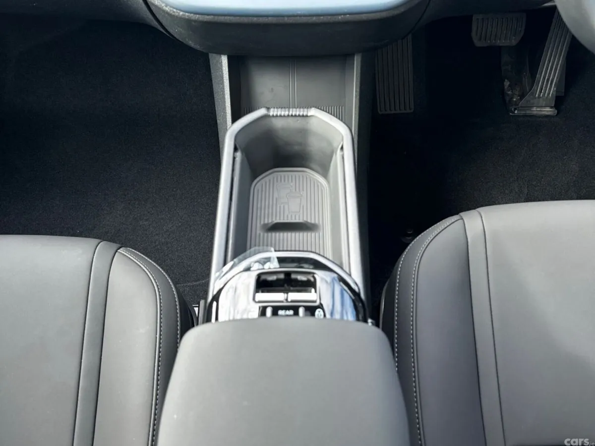 Volvo EX30 SUV, Electric, 2027, White