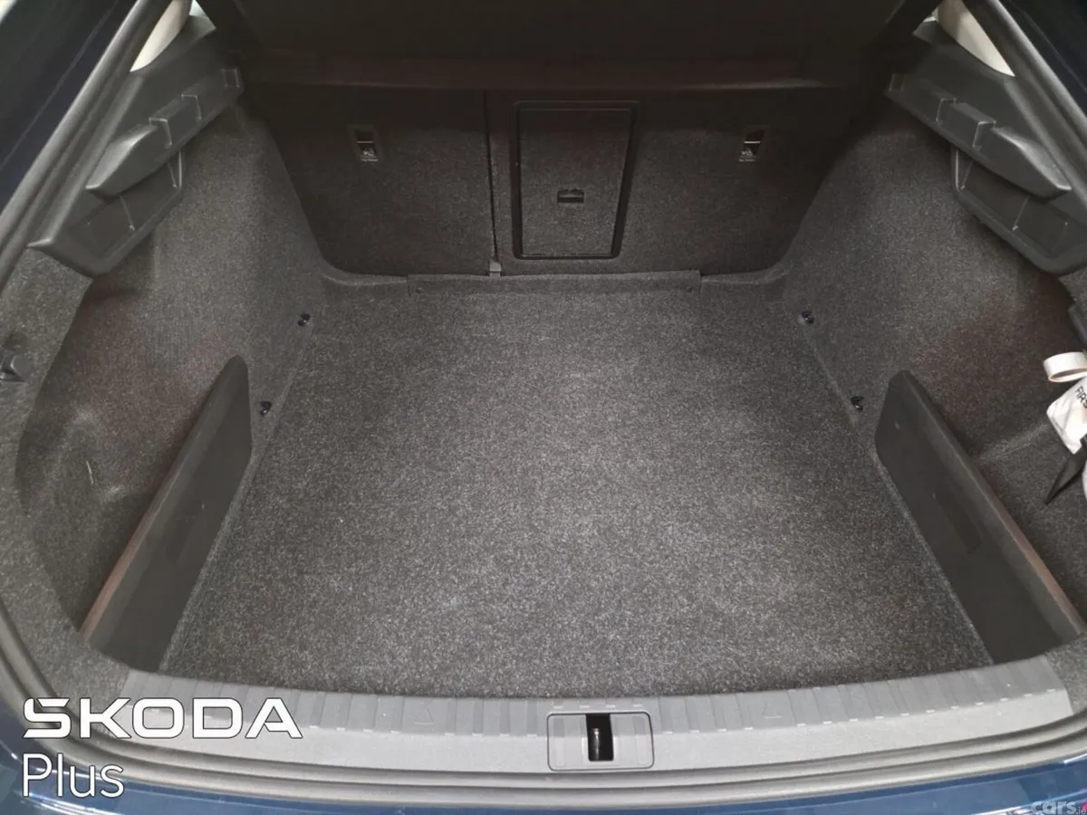 Skoda Octavia Saloon, Diesel, 2024, Blue