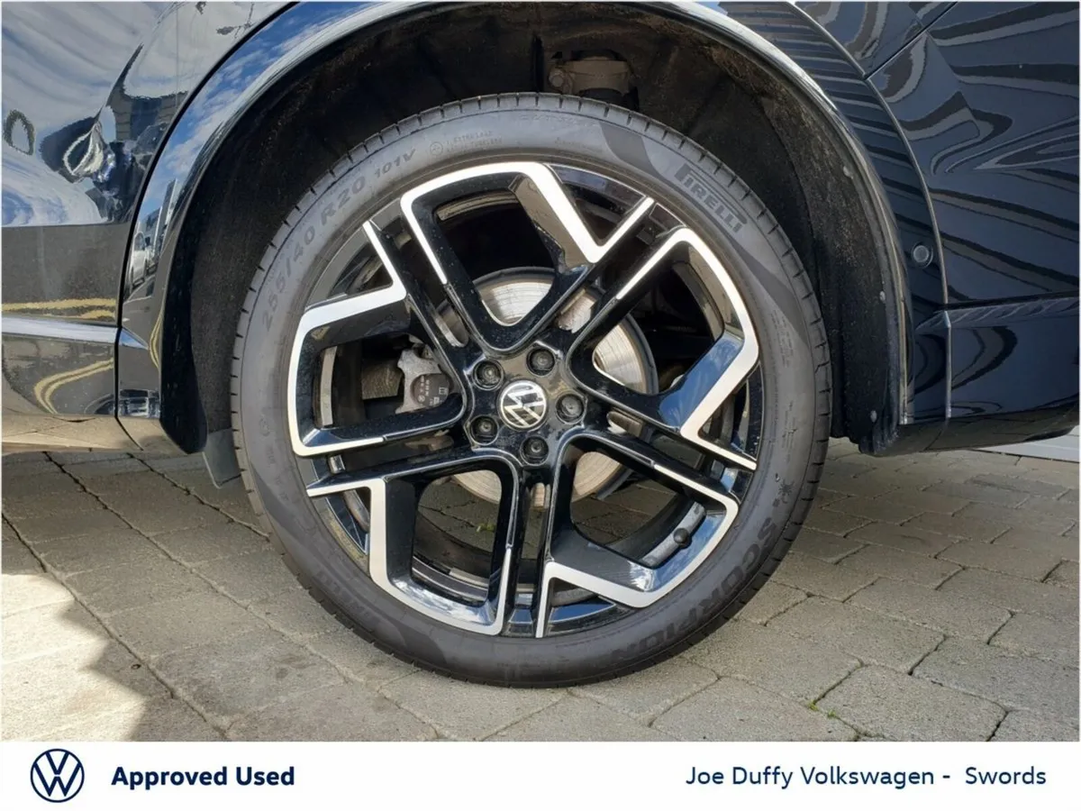 Volkswagen Tiguan SUV, Petrol Plug-in Hybrid, 2025, Black