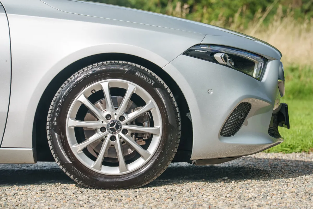 Mercedes-Benz A-Class Hatchback, Petrol, 2018, Silver