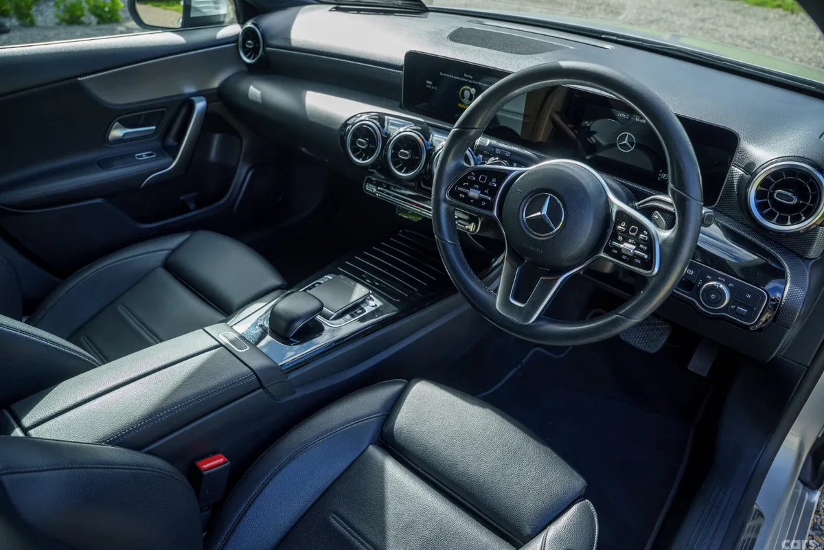 Mercedes-Benz A-Class Hatchback, Petrol, 2018, Silver