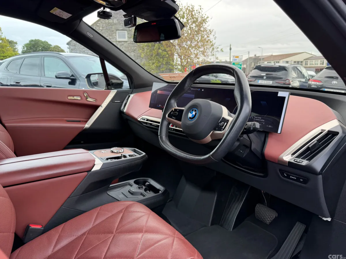 BMW iX Estate, Electric, 2022, Black