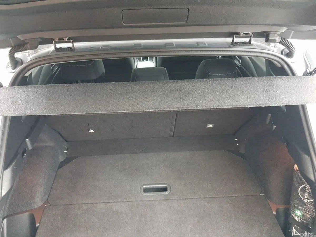 Nissan Qashqai MPV, Petrol, 2024, Grey