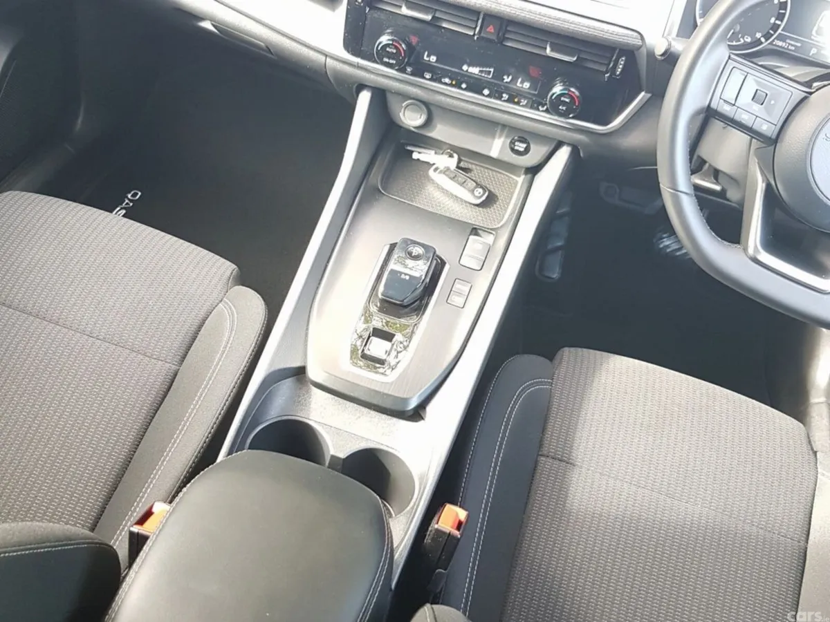 Nissan Qashqai MPV, Petrol Hybrid, 2026, Blue