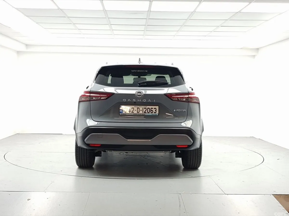 Nissan Qashqai MPV, Petrol, 2024, Grey
