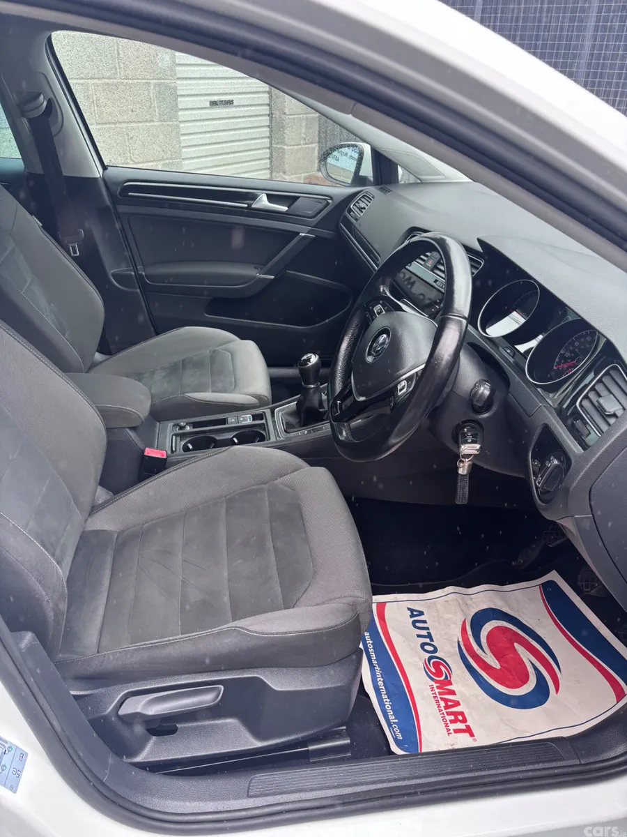 Volkswagen Golf Hatchback, Diesel, 2018, White