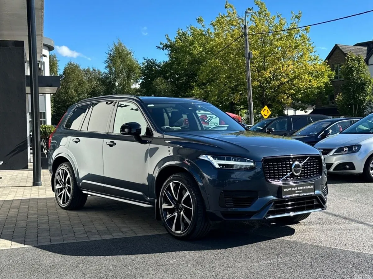 Volvo XC90 SUV, Petrol Plug-in Hybrid, 2023, Blue