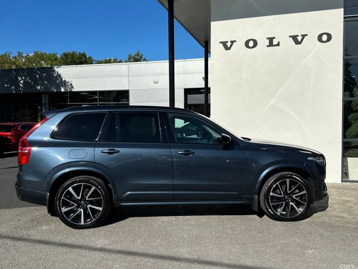 Volvo XC90 SUV, Petrol Plug-in Hybrid, 2023, Blue