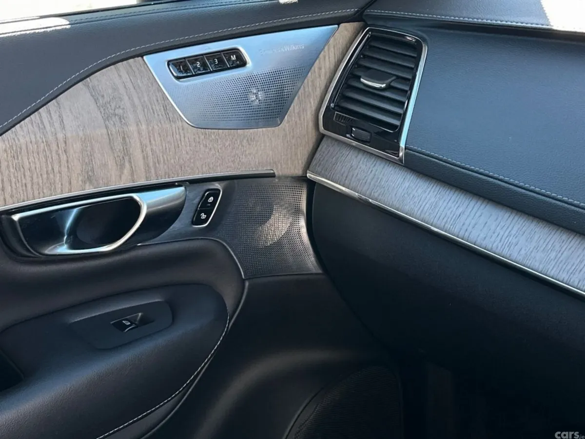 Volvo XC90 SUV, Petrol Plug-in Hybrid, 2023, Blue