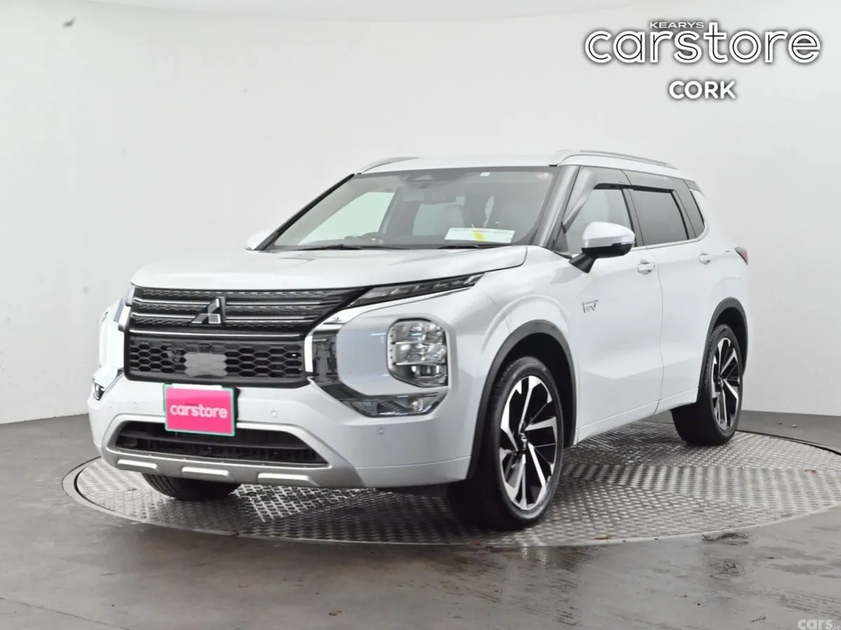 Mitsubishi Outlander SUV, Petrol Plug-in Hybrid, 2023, White