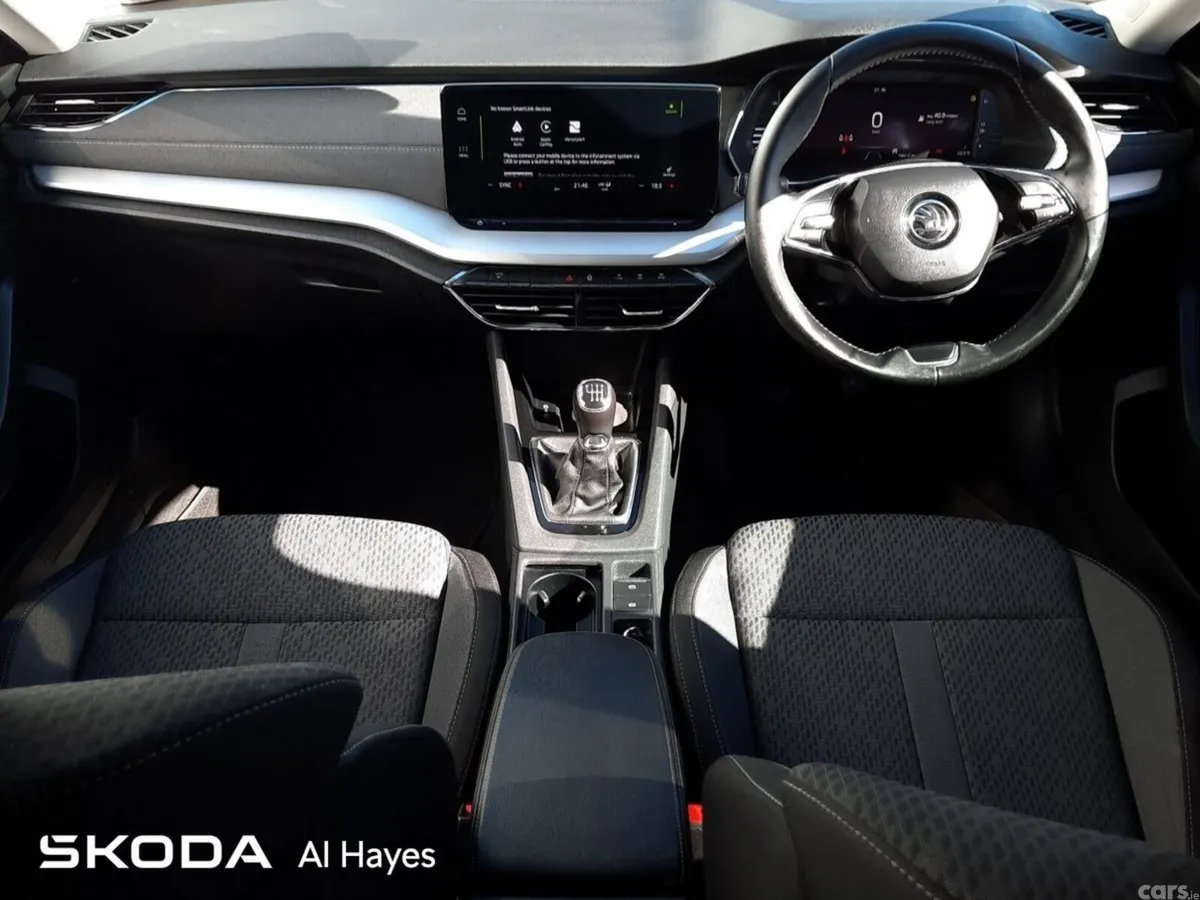 Skoda Octavia Saloon, Diesel, 2021, Grey