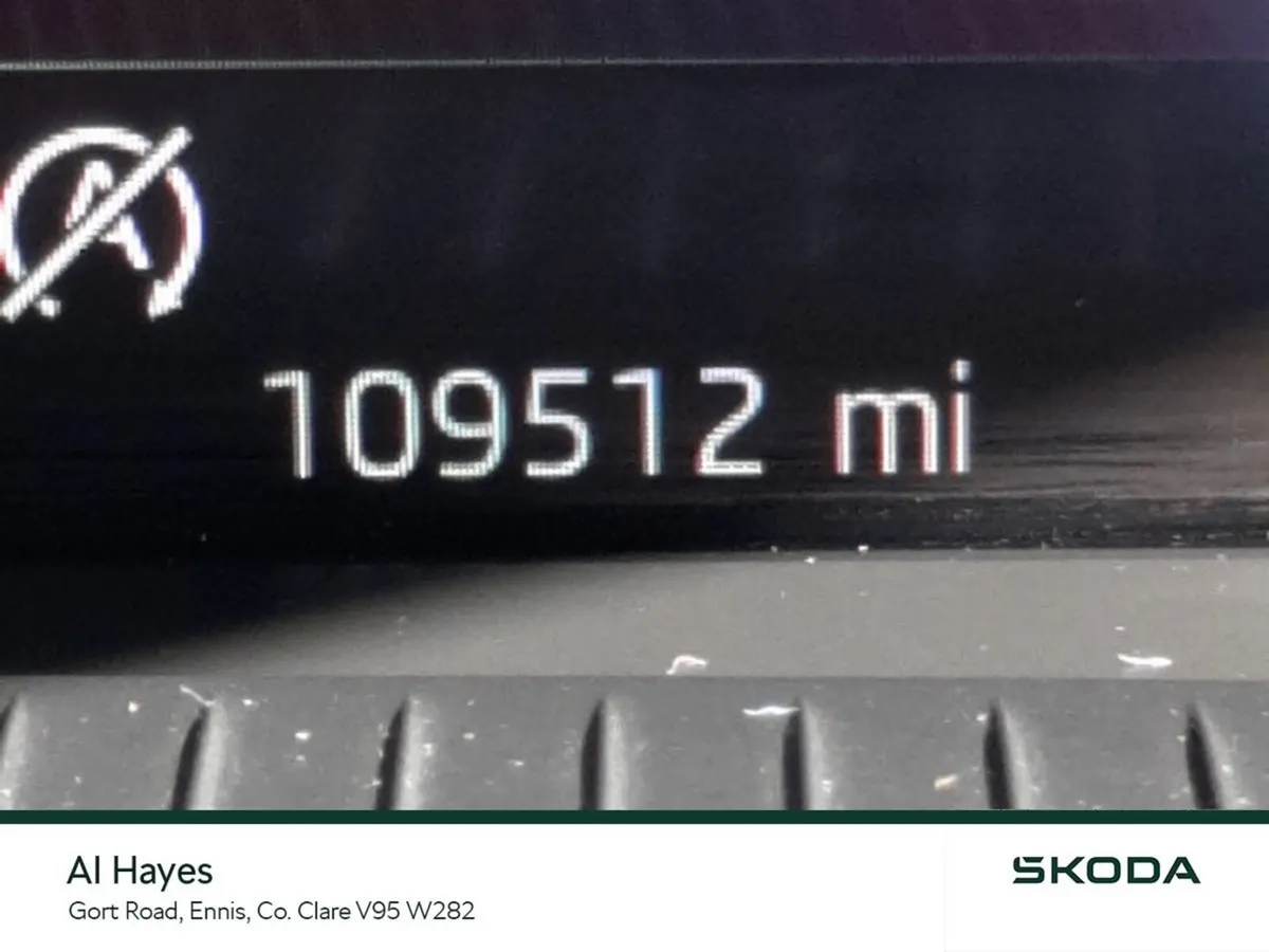 Skoda Octavia Saloon, Diesel, 2021, Grey