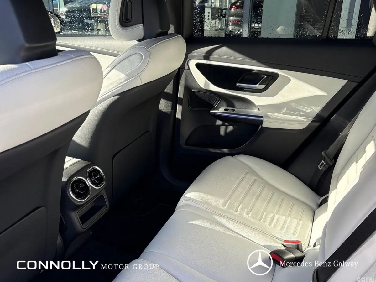 Mercedes-Benz GLC SUV, Diesel Plug-in Hybrid, 2023, Blue