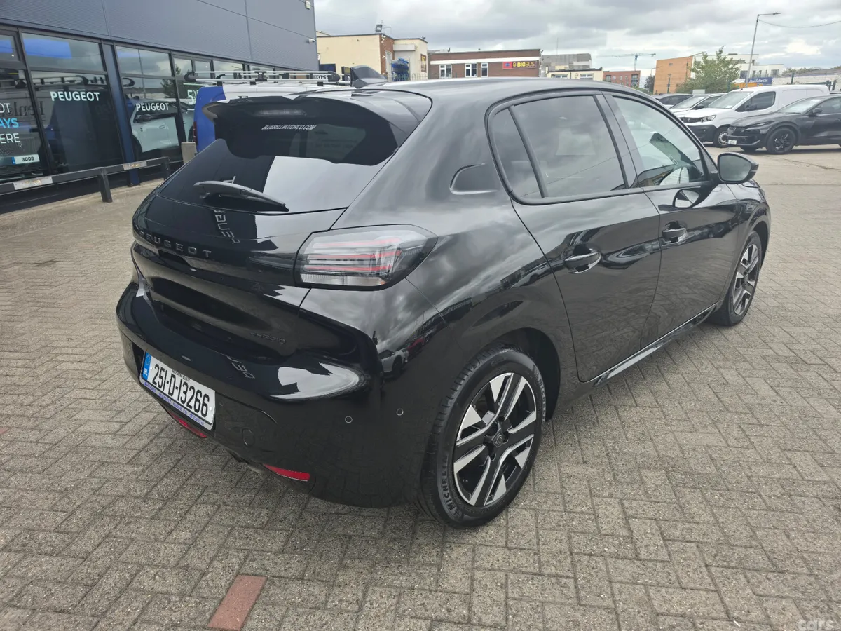 Peugeot 208 Hatchback, Petrol, 2025, Black