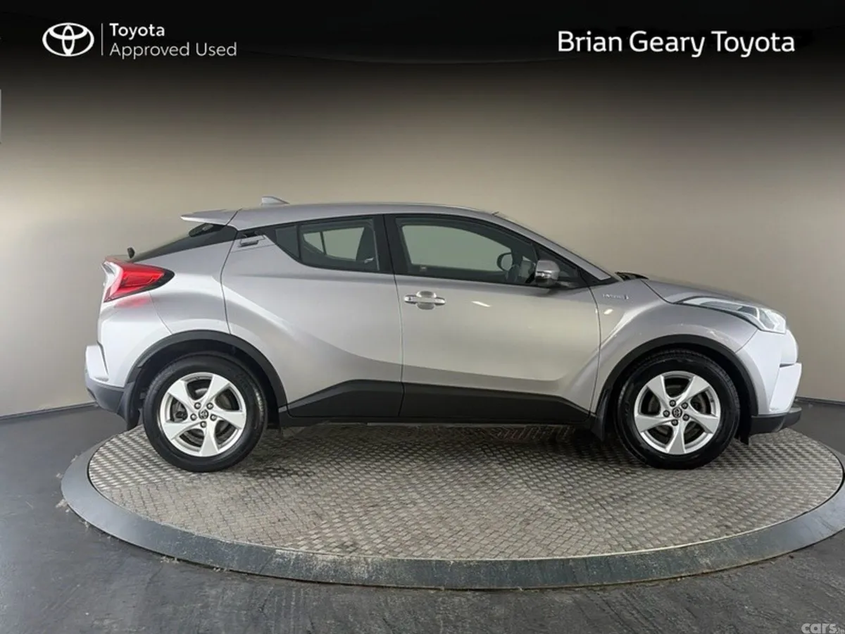 Toyota C-HR SUV, Petrol Hybrid, 2018, Grey