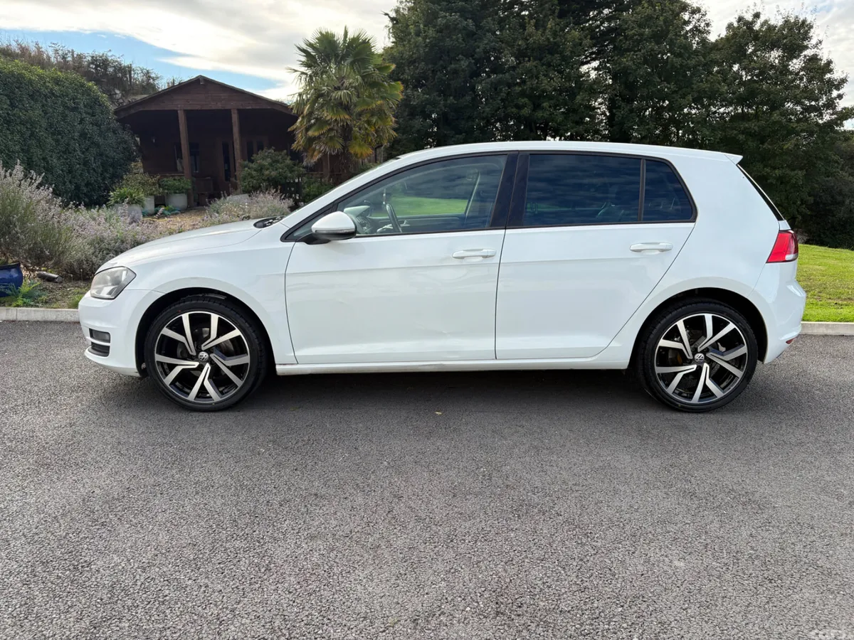 Volkswagen Golf Estate, Diesel, 2014, White