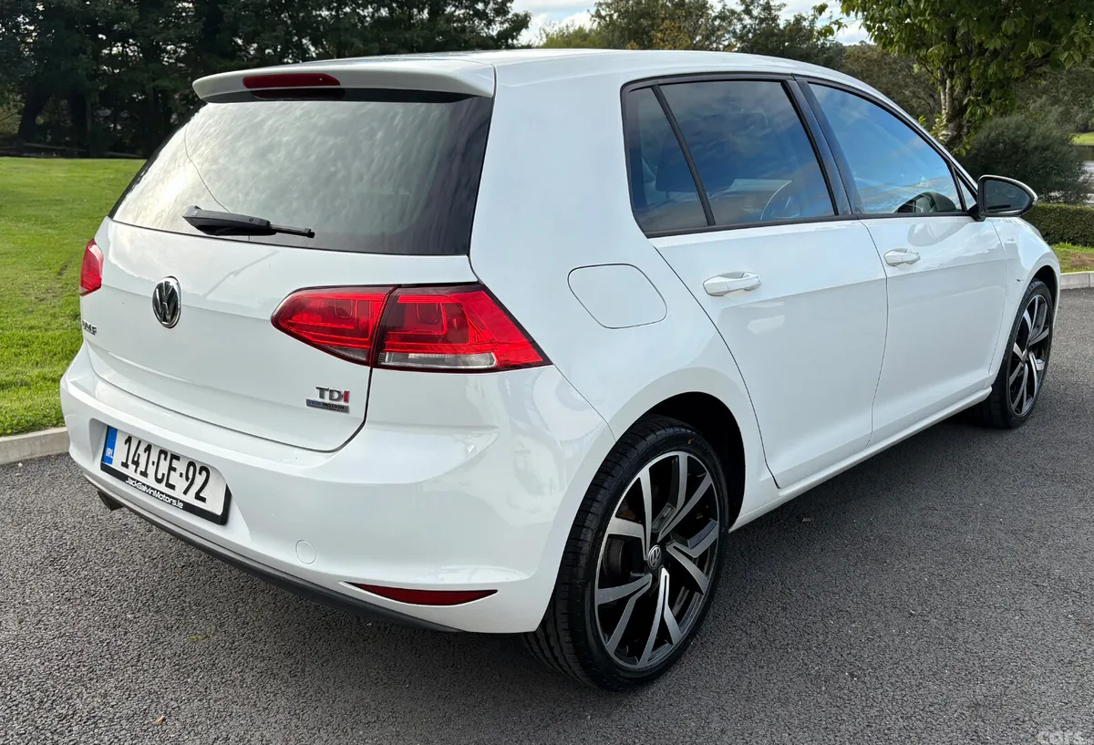 Volkswagen Golf Estate, Diesel, 2014, White