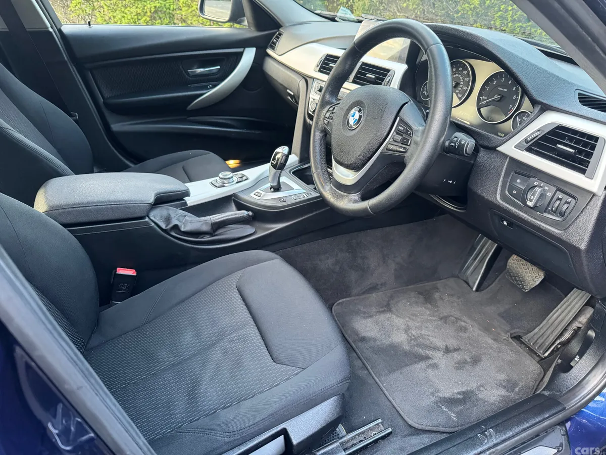 BMW 3-Series Saloon, Petrol Plug-in Hybrid, 2017, Blue