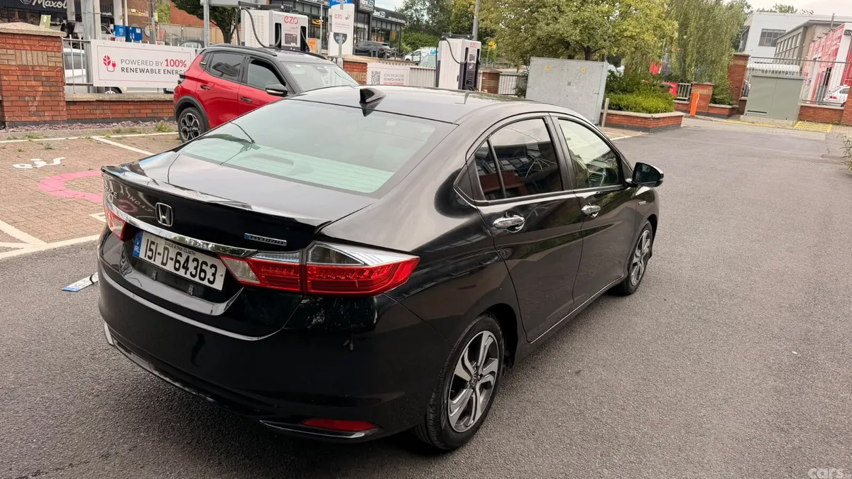 Honda Grace Saloon, Petrol Hybrid, 2015, Black