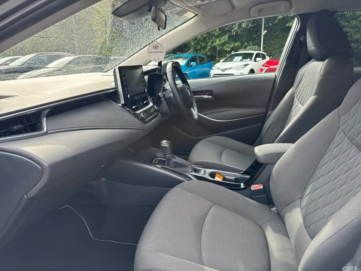 Toyota Corolla Saloon, Petrol Hybrid, 2020, Black