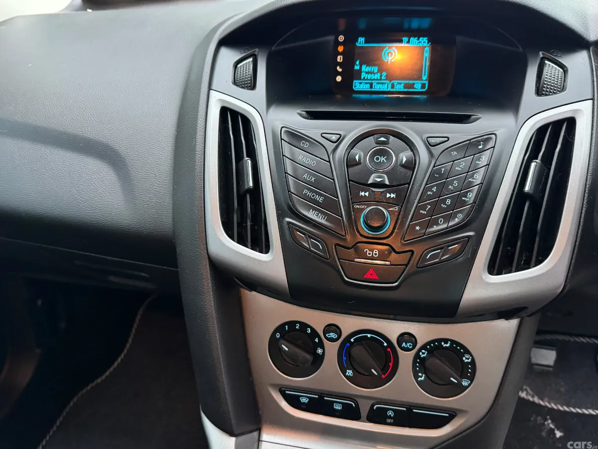 Ford Focus Hatchback, Diesel, 2014, Silver
