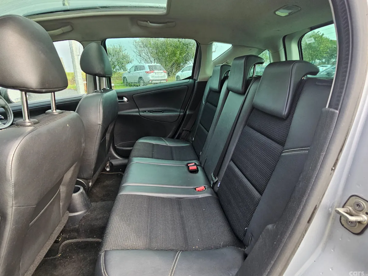 Peugeot 207 Estate, Diesel, 2013, Silver