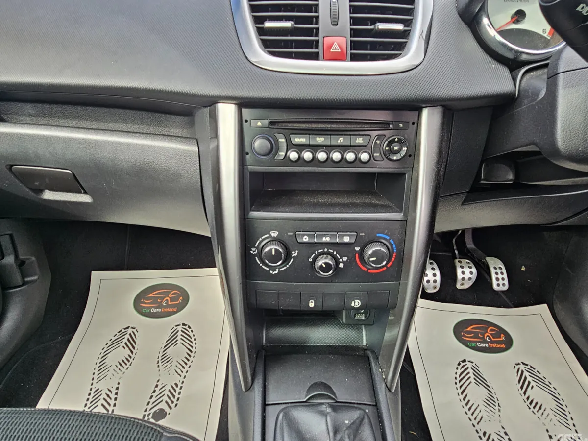 Peugeot 207 Estate, Diesel, 2013, Silver