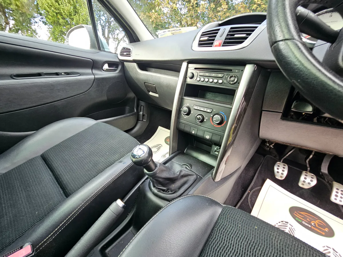 Peugeot 207 Estate, Diesel, 2013, Silver