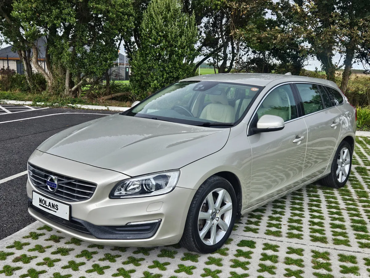 Volvo V60 Estate, Diesel, 2017, Gold
