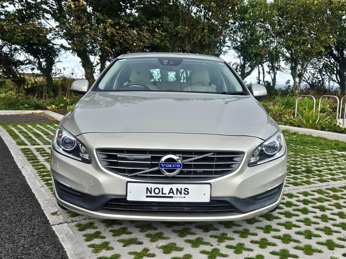 Volvo V60 Estate, Diesel, 2017, Gold