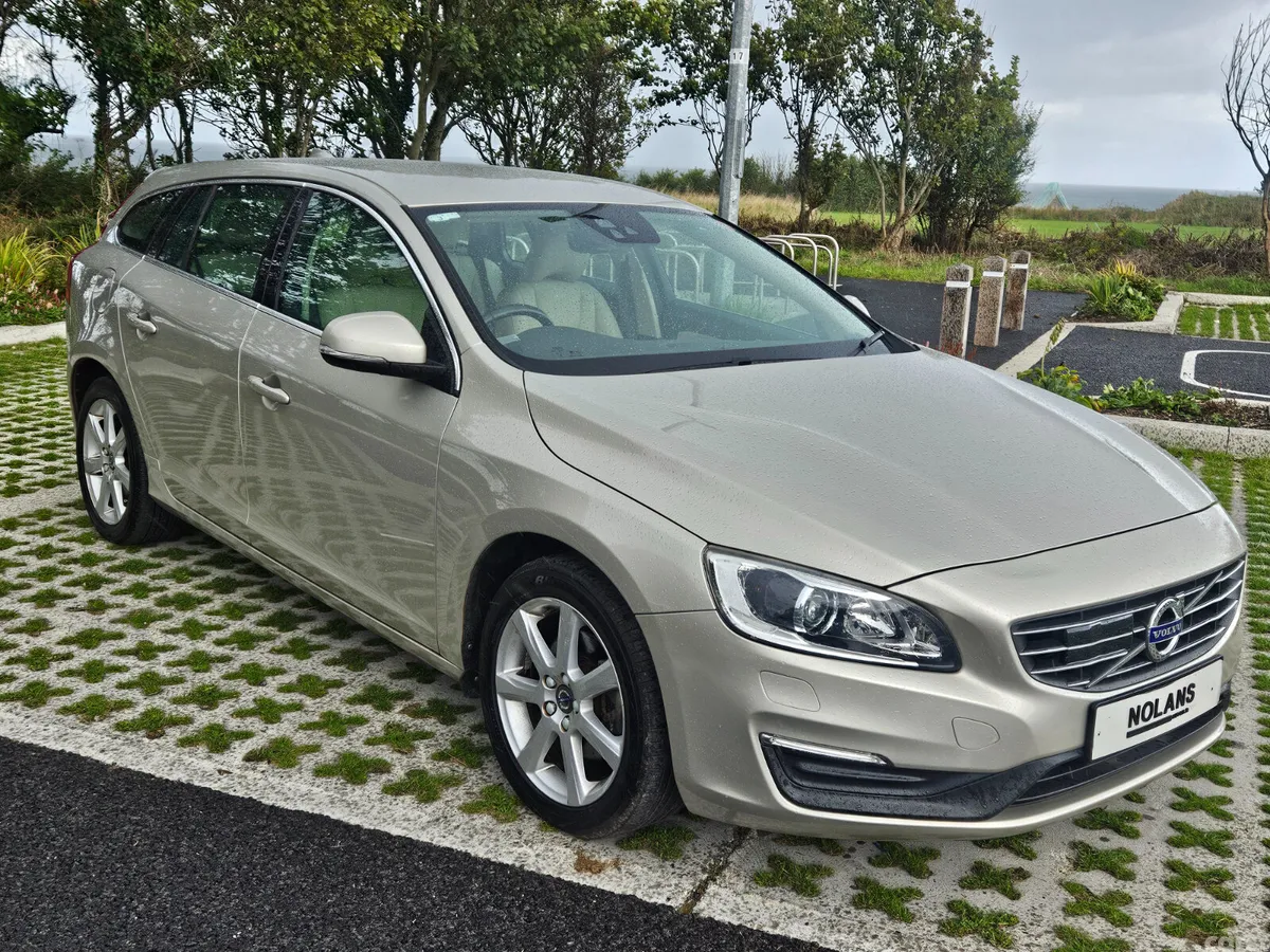 Volvo V60 Estate, Diesel, 2017, Gold