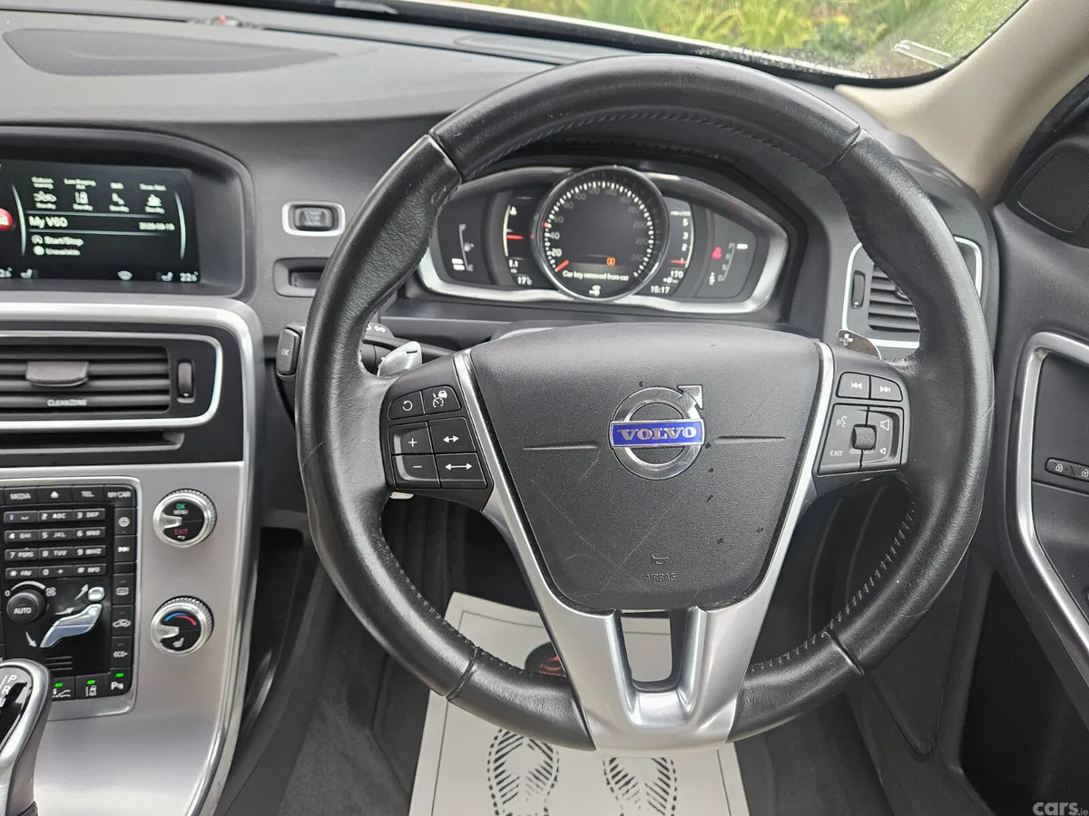 Volvo V60 Estate, Diesel, 2017, Gold