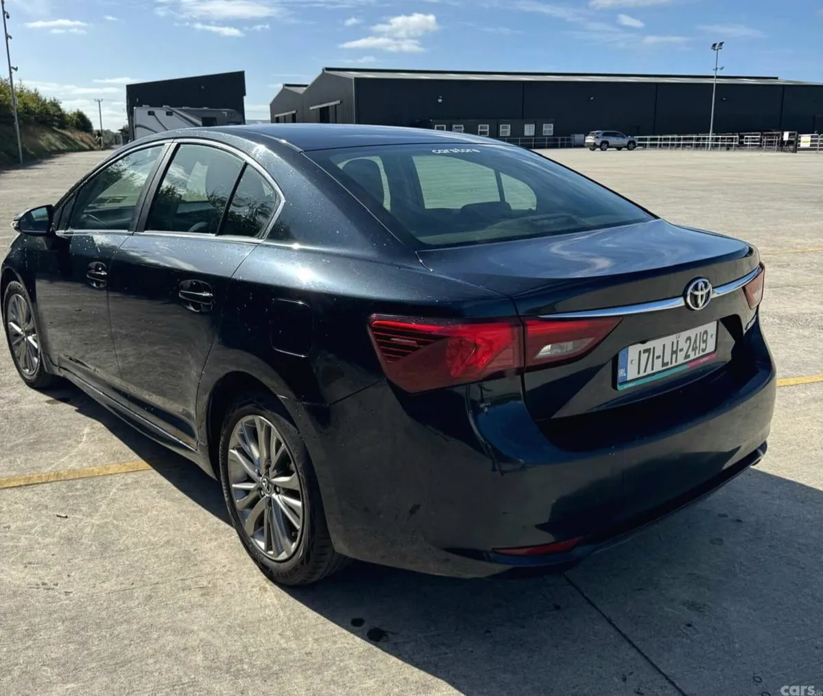 Toyota Avensis Saloon, Diesel, 2017, Grey