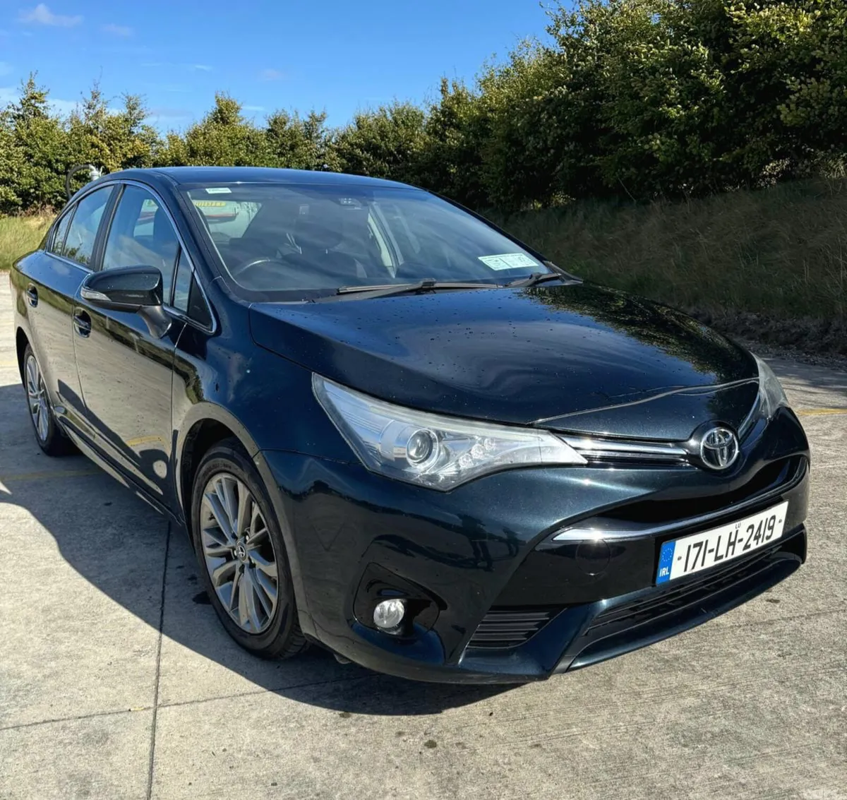 Toyota Avensis Saloon, Diesel, 2017, Grey