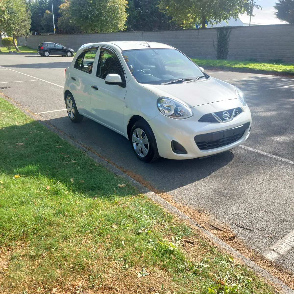 Nissan March Hatchback, Petrol, 2016, White