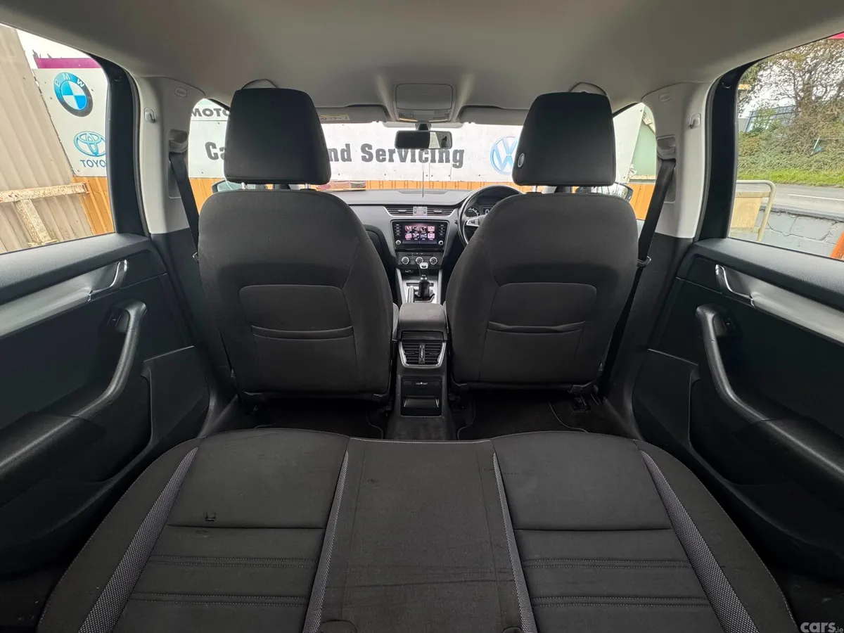 Skoda Octavia Estate, Diesel, 2020, Black